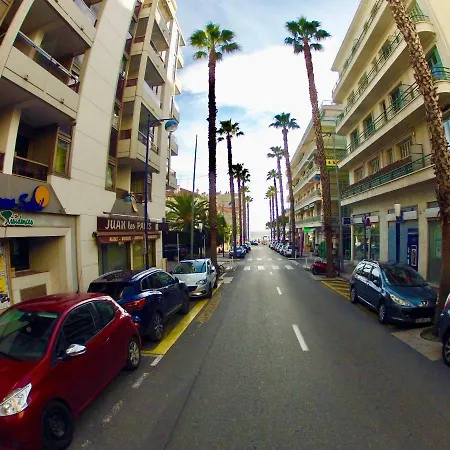 Studio Bleu Les Pins جوان ليه باه